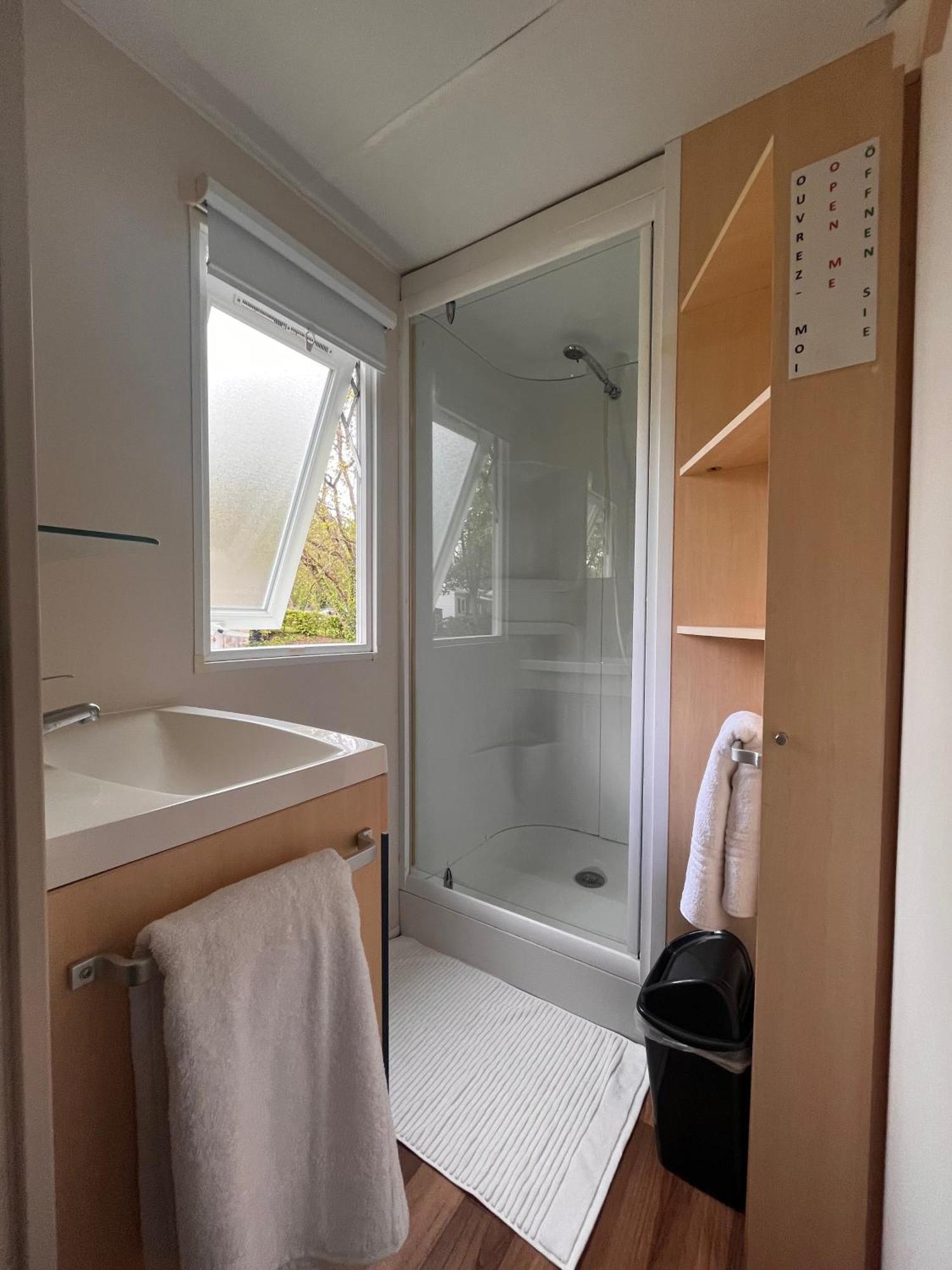 Le Gewurz - Bungalow Climatise Avec Tv Pour 5 Boofzheim Camera foto